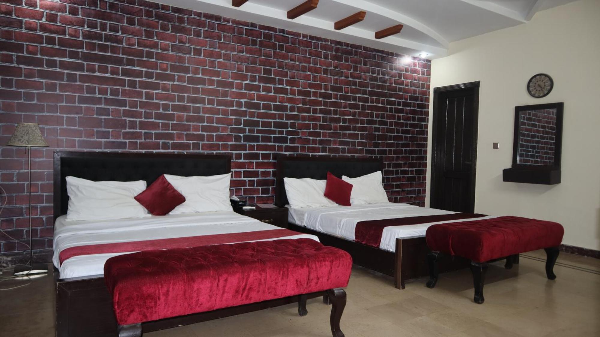 Serene Residence Islamabad Buitenkant foto