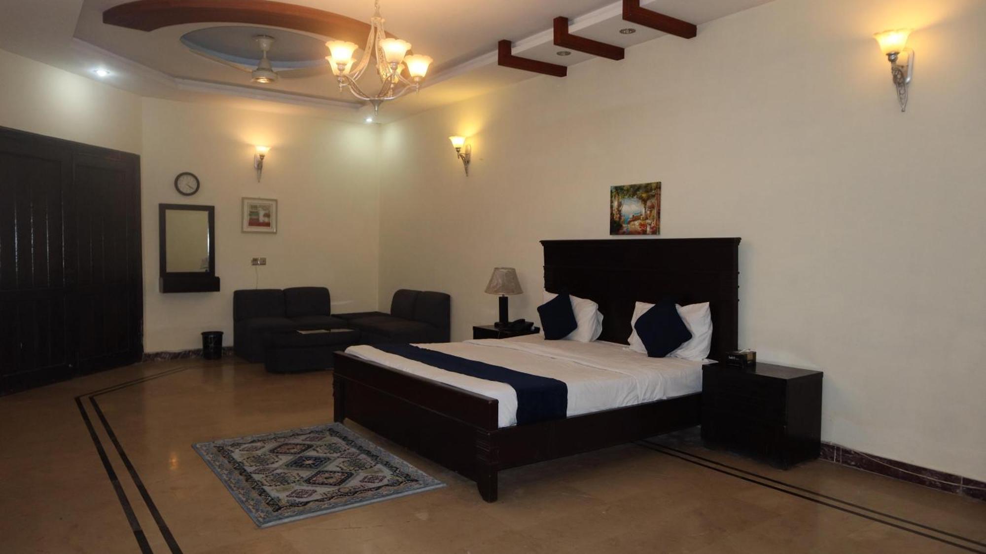 Serene Residence Islamabad Buitenkant foto