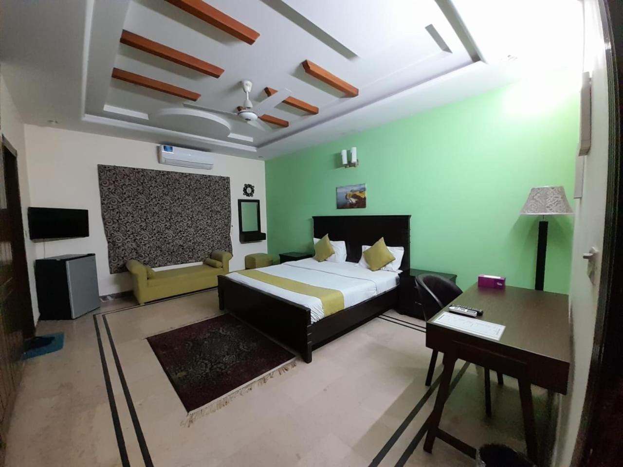 Serene Residence Islamabad Buitenkant foto